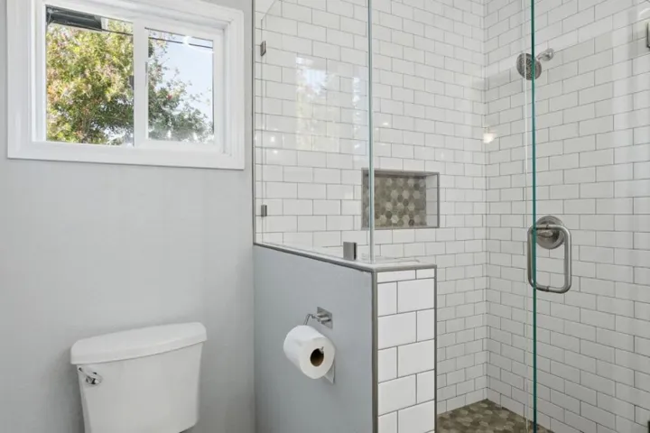 1301 Highland Drive, Hollister, California 95023