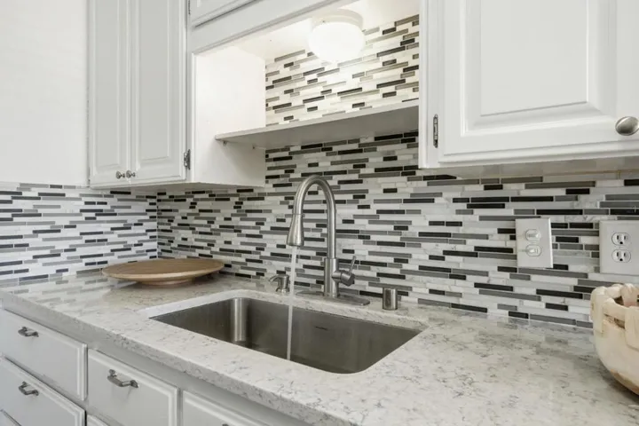 1301 Highland Drive, Hollister, California 95023