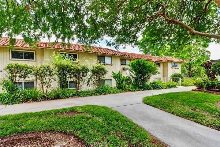 582 Avenida Majorca Q, Laguna Woods, California 92637