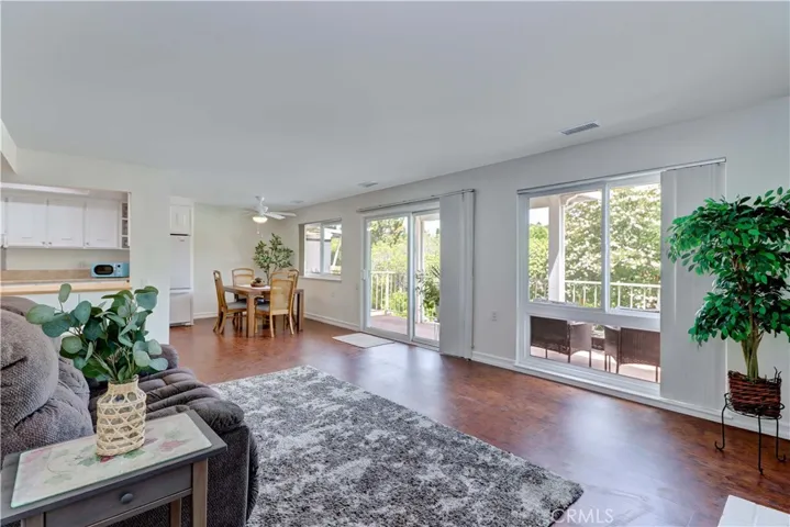 582 Avenida Majorca Q, Laguna Woods, California 92637