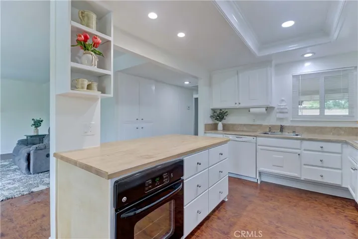 582 Avenida Majorca Q, Laguna Woods, California 92637