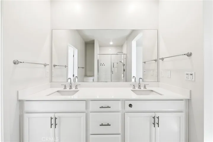 122 Citysquare, Irvine, California 92614