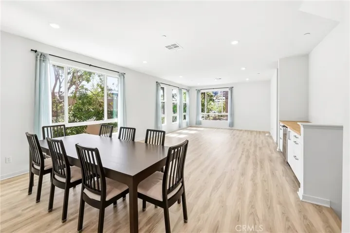 122 Citysquare, Irvine, California 92614