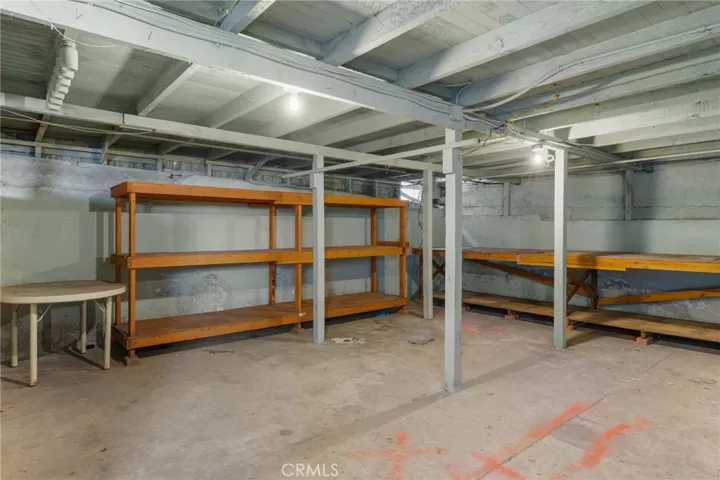 6111 Hillandale Dr, Los Angeles, California 90042
