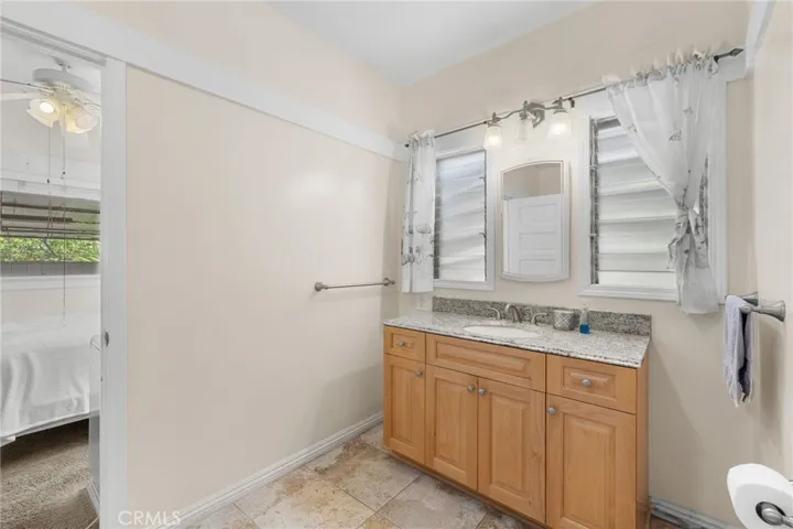 6111 Hillandale Dr, Los Angeles, California 90042