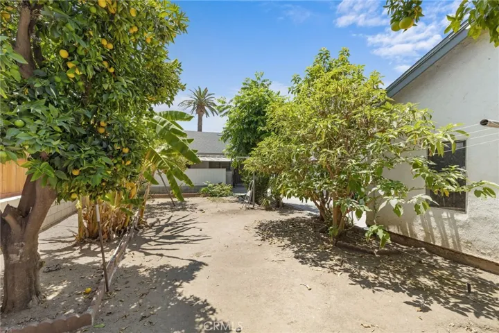 6111 Hillandale Dr, Los Angeles, California 90042