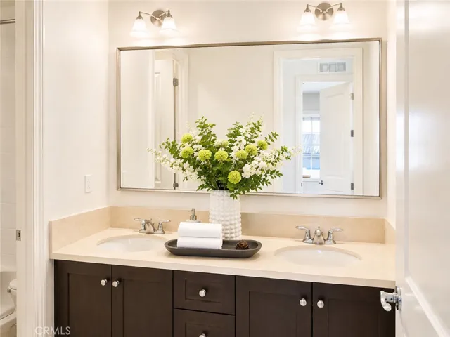 10 Torosa, Lake Forest, California 92630