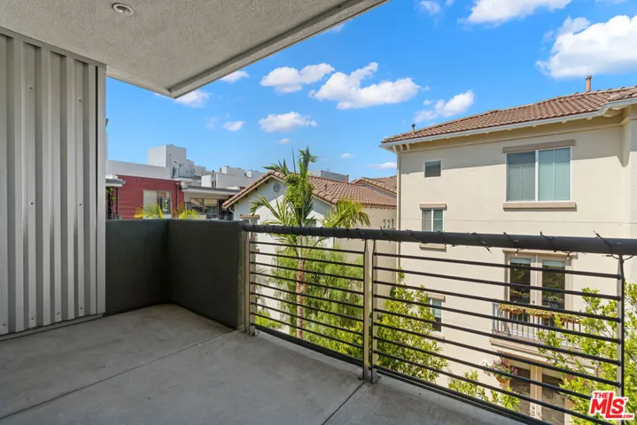 13045 Pacific 340, Los Angeles, California 90094