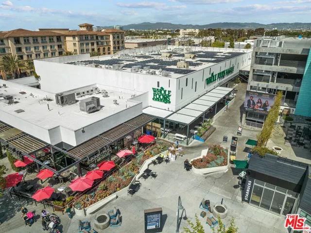 13045 Pacific 340, Los Angeles, California 90094