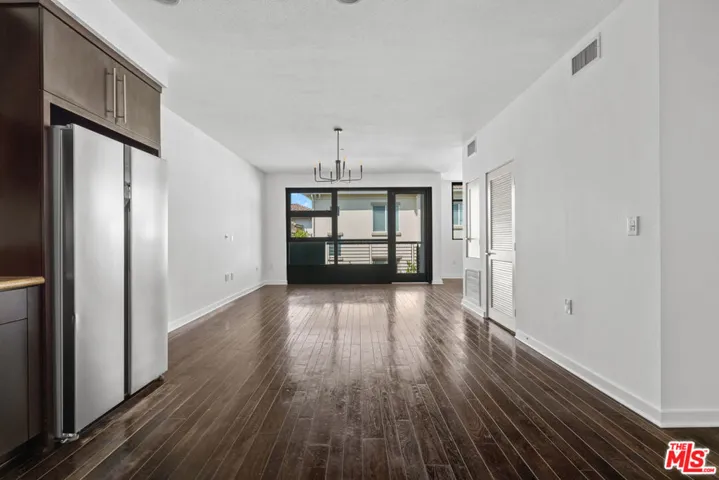 13045 Pacific 340, Los Angeles, California 90094