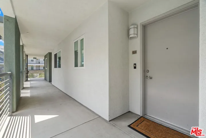 13045 Pacific 340, Los Angeles, California 90094