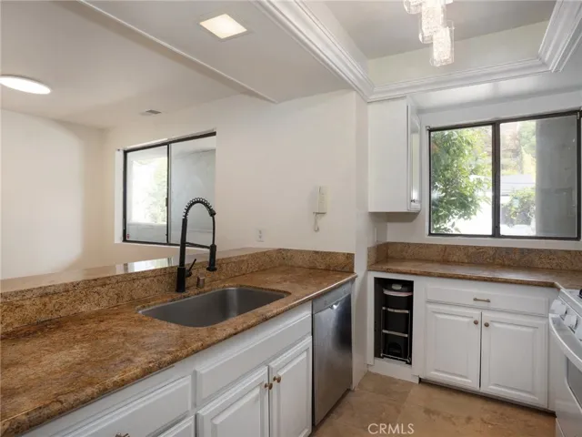 355 Pershing Drive B, Playa Del Rey, California 90293