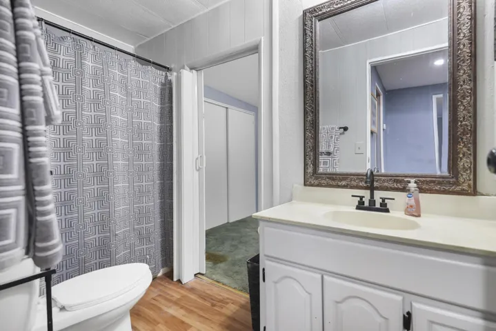 Bathroom 2
