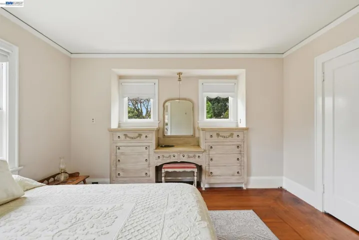 770 Grove Way, Hayward, California 94541