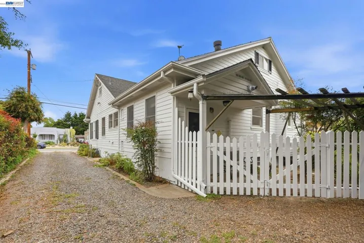 770 Grove Way, Hayward, California 94541