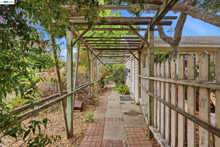 770 Grove Way, Hayward, California 94541