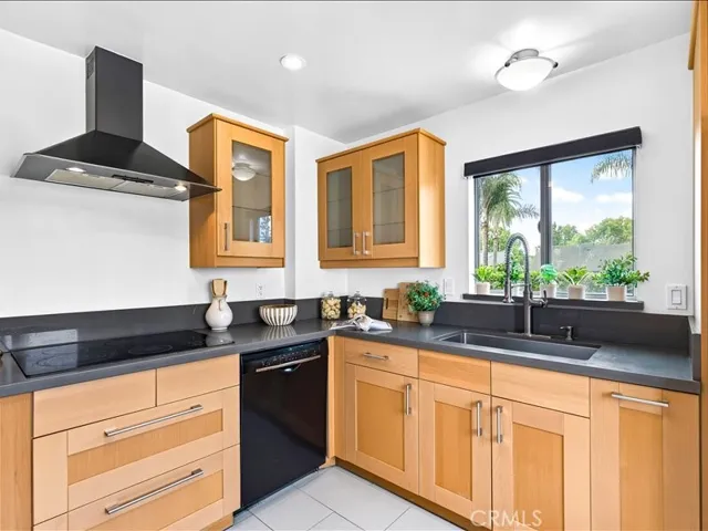 2302 E 2nd Street 2b, Long Beach, California 90803