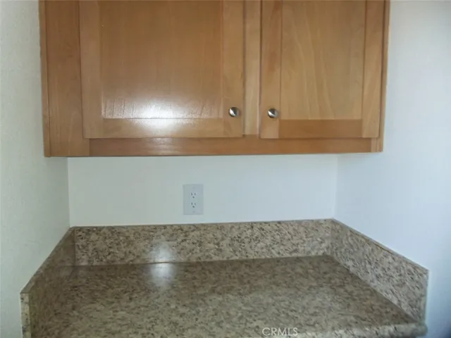 Folding area w/cabs over and under