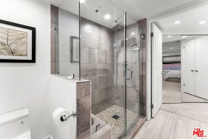 1160 Granville Avenue 108, Los Angeles, California 90049