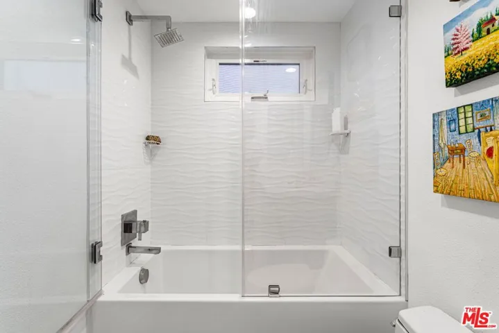 1160 Granville Avenue 108, Los Angeles, California 90049