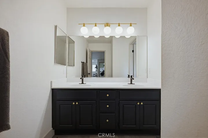 34027 Abbey Road, Temecula, California 92592