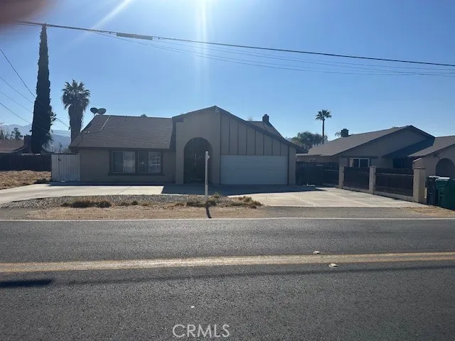 40785 Johnston, Hemet, California 92544