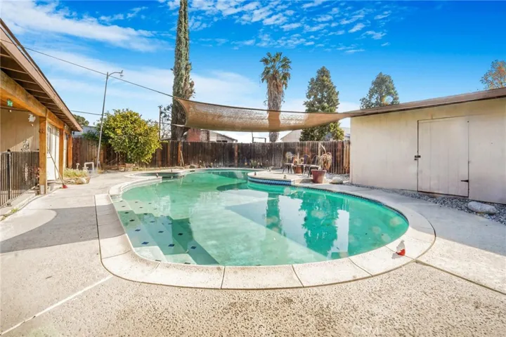 40785 Johnston, Hemet, California 92544