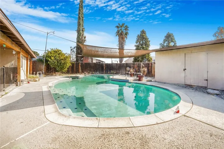 40785 Johnston, Hemet, California 92544