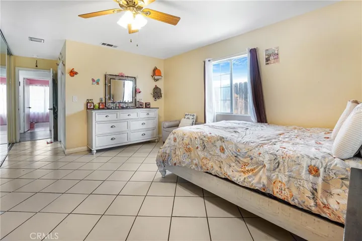40785 Johnston, Hemet, California 92544