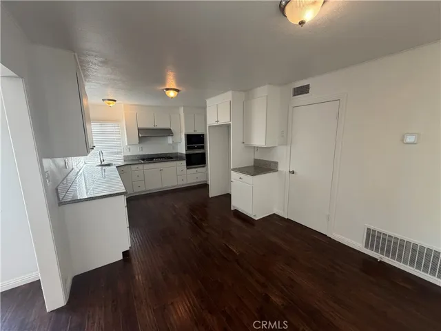 23767 Via Helina, Valencia, California 91355
