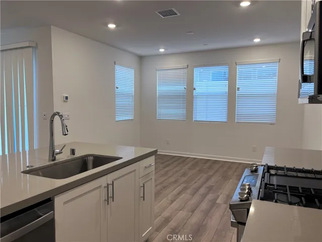 4041 Pomelo Drive, Corona, California 92883