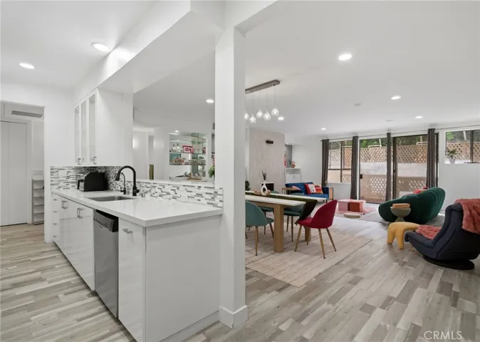 1277 S S Beverly Glen Blvd #107, Los Angeles, California 90024