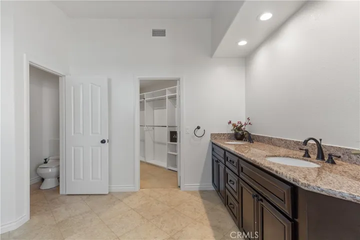 4167 Warner 301, Huntington Beach, California 92649