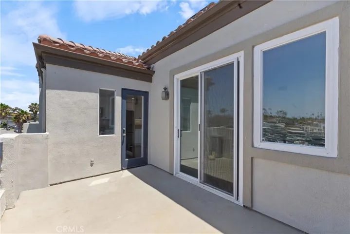 4167 Warner 301, Huntington Beach, California 92649