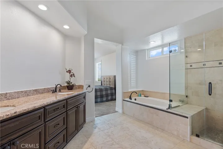 PRIMARY​​‌​​​​‌​​‌‌​​‌​​​‌‌​​​‌​​‌‌​​‌‌​​‌‌​​​​ BATHROOM