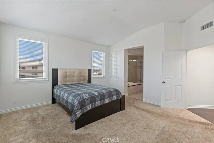 4167 Warner 301, Huntington Beach, California 92649