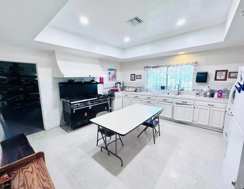Clubhouse Kitchen