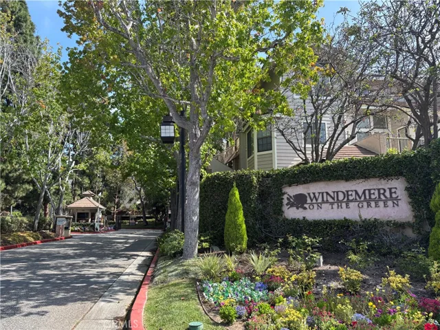 2559 Plaza Del Amo 206, Torrance, California 90503