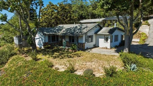 741 Echo Valley Road, Salinas, California 93907
