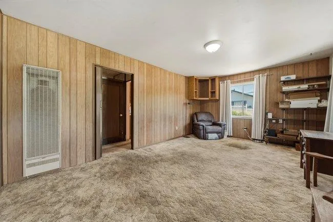 741 Echo Valley Road, Salinas, California 93907