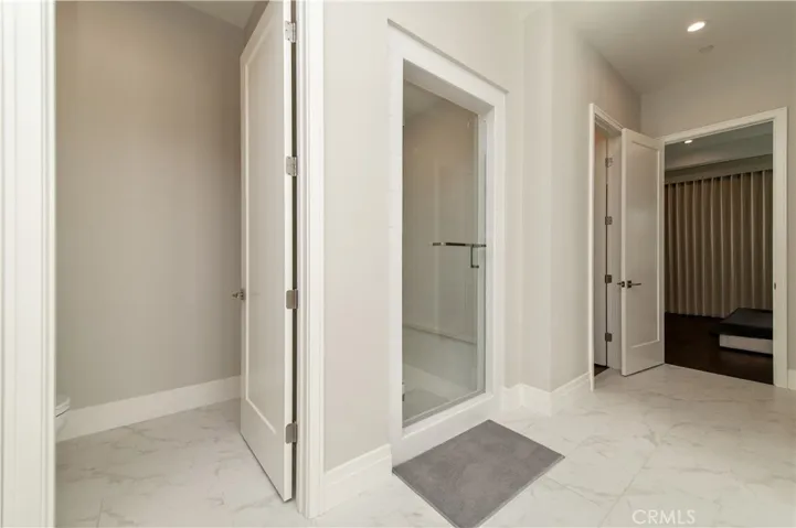 207 Coal Mine, Irvine, California 92602