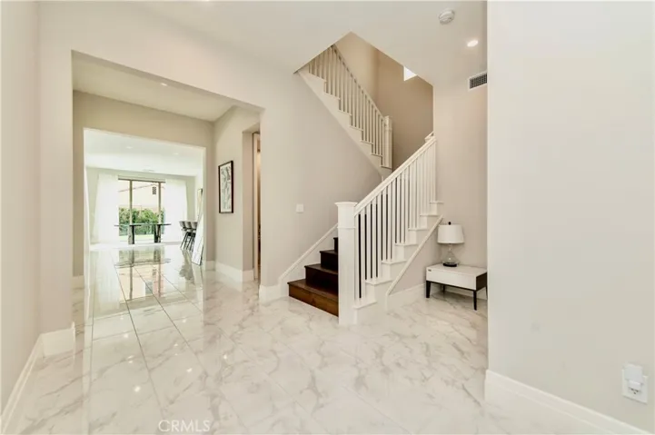 207 Coal Mine, Irvine, California 92602
