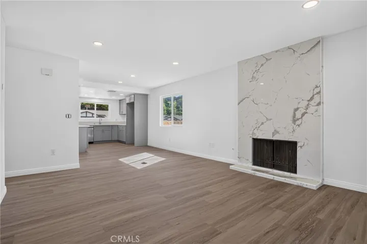 13877 Shablow Avenue, Sylmar, California 91342