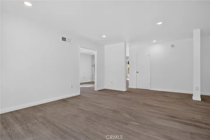 13877 Shablow Avenue, Sylmar, California 91342