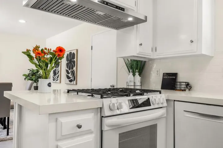3325 Axford Road, Santa Cruz, California 95062