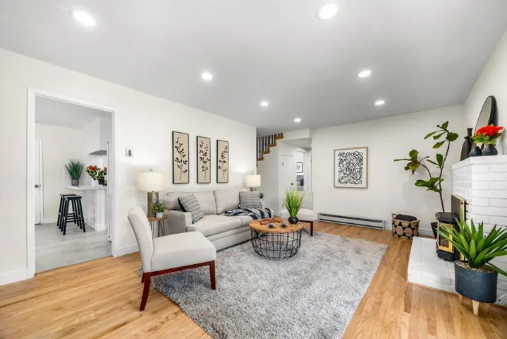 3325 Axford Road, Santa Cruz, California 95062