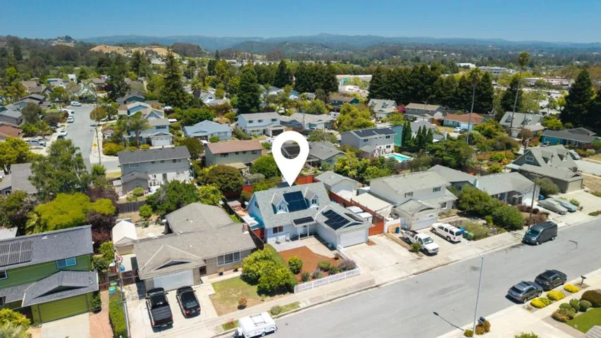 3325 Axford Road, Santa Cruz, California 95062
