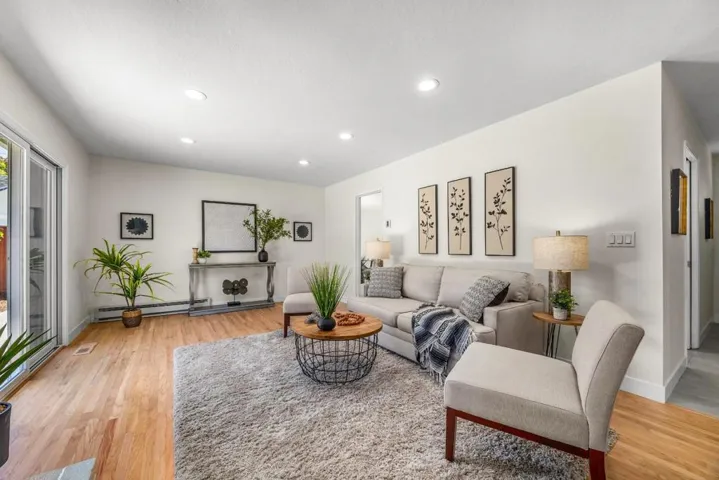 3325 Axford Road, Santa Cruz, California 95062