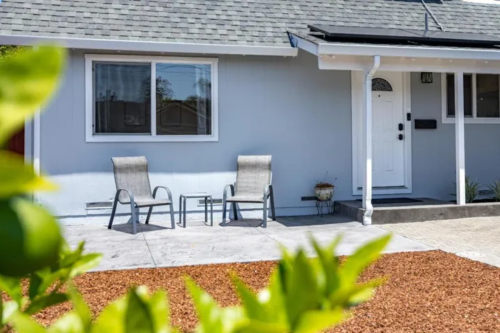 3325 Axford Road, Santa Cruz, California 95062