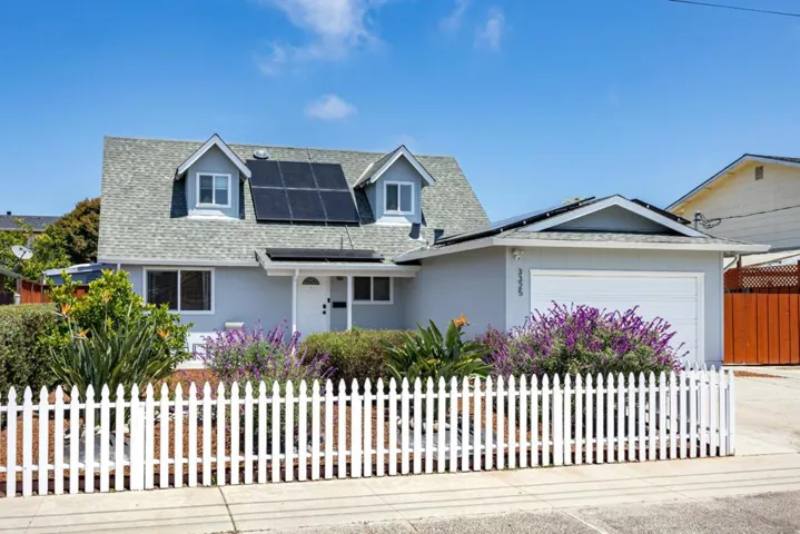 3325 Axford Road, Santa Cruz, California 95062